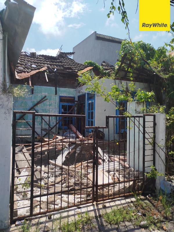 Dijual Rumah Hitung Tanah di Jalan Semangka Waru Sidoarjo