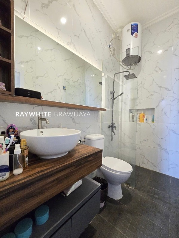 Rumah Siap Huni Dalam Townhouse Cilandak Kko