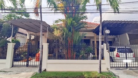 Rumah di Manyar Indah Surabaya Timur, Bagus + Terawat, Row Jalan Lebar bisa 3 mobil, SHM