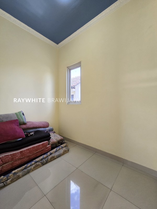 Rumah Siap Huni Bangunan 2 Lantai Area Kramat Jati 