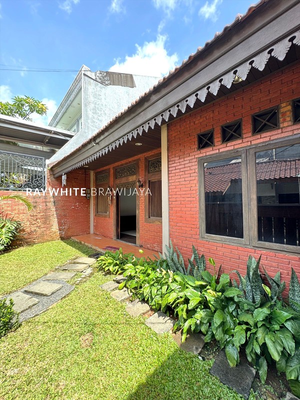 Rumah Siap Huni Lokasi Strategis Area Kebayoran Baru