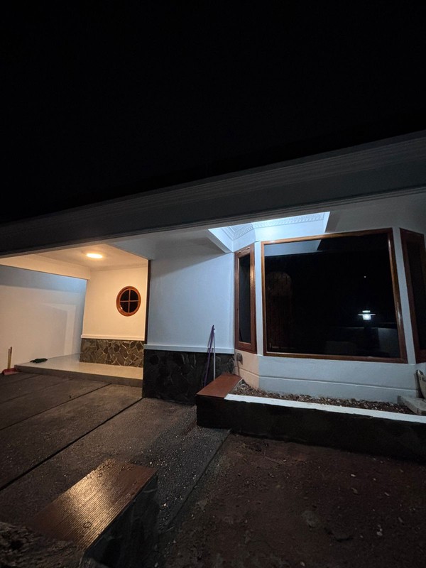 Rumah baru Renovasi, Lokasi strategis bebas banjir di Bintaro Sektor 2