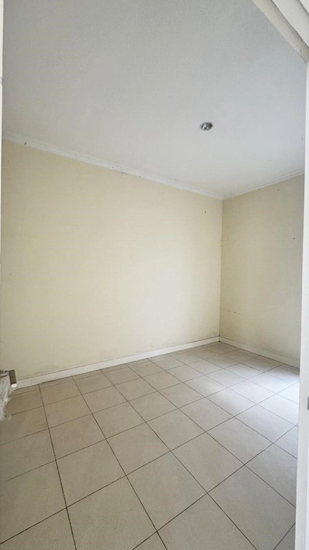 RUMAH BARU di Puri Surya Jaya Valencia Icon Sidoarjo, Lingkungan Asri & Nyaman - LM -