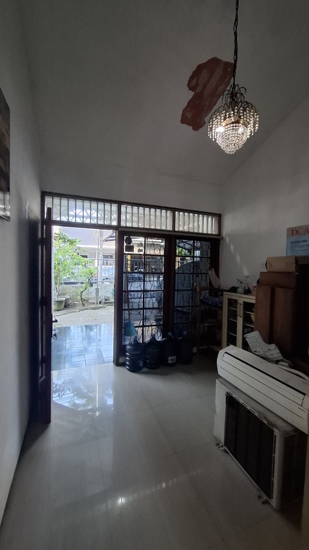 Disewakan Rumah Raya Darmo Permai Selatan Surabaya - Cocok untuk Usaha