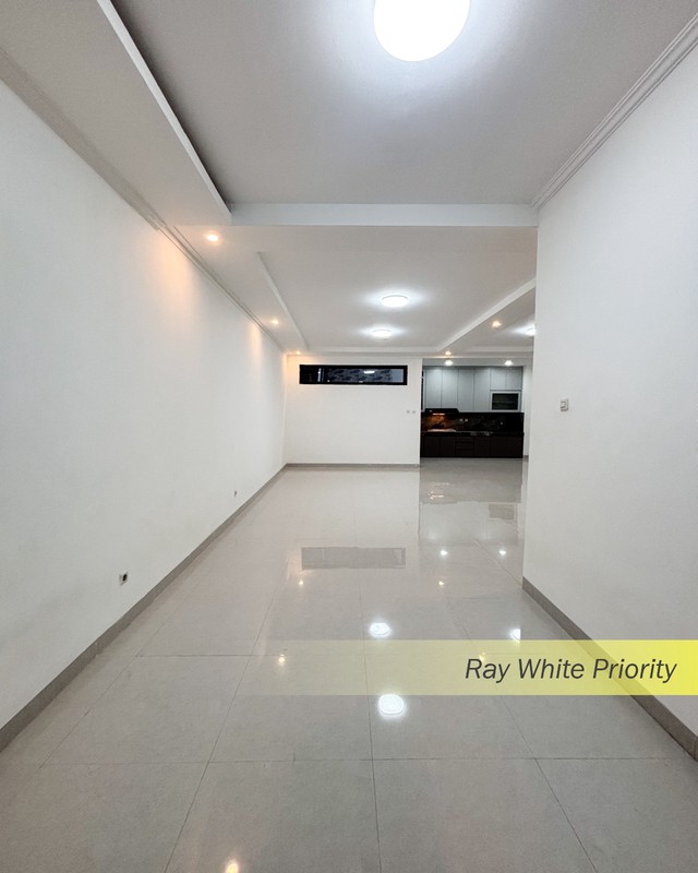 Brand New Minimalis Modern Dalam Cluster Siap Huni Di Bintaro, Tangerang Selatan