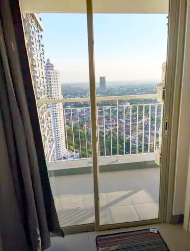 Apartemen BENSON PAKUWON MALL Lantai 27 Surabaya Barat, View Pool & City - LM -