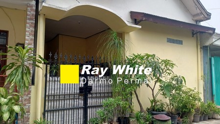 Jual Rumah Siwalankerto Surabaya Selatan Lokasi Strategis Dekat Tol Waru, Dekat Jalur Utama Ahmad Yani, Dekat Terminal Bungurasih Surabaya, Dekat Jalur Utama Kota. Tentunya Kawasan Bebas Banjir 