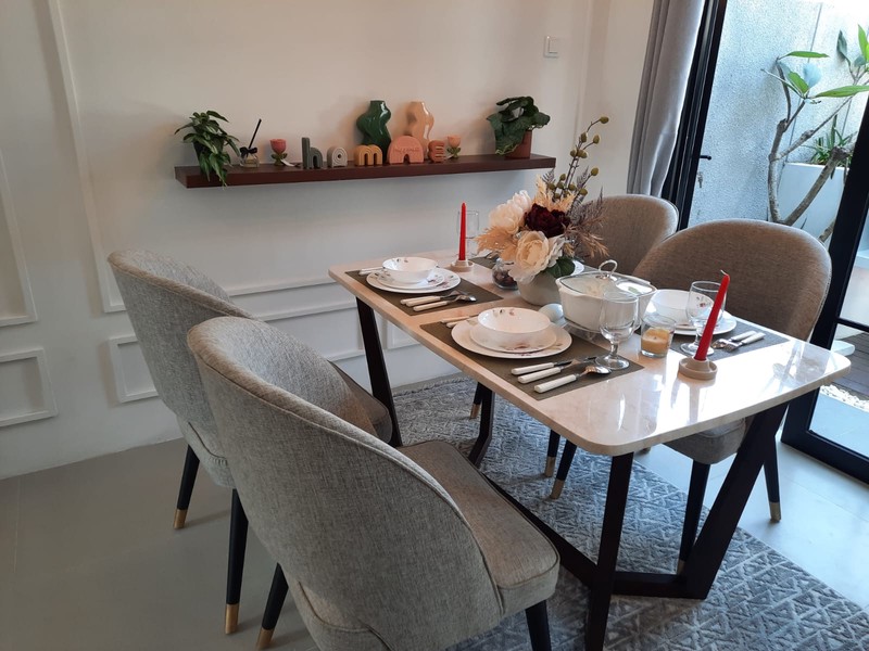 Rumah 2 Lantai - Asri dan Bergaya Modern di Tahomi Ville No. 15 - Cimanggis - Depok