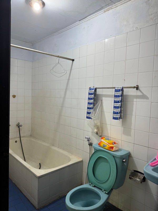 DISEWA RUMAH JALAN CILILIN KEBAYORAN BARU JAKARTA SELATAN