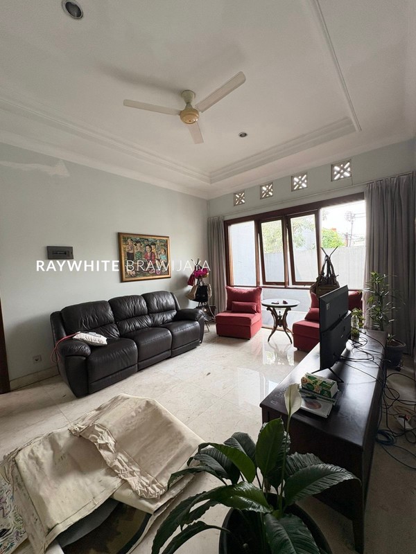 Townhouse Siap Huni Lingkungan Tenang Area Ampera Kemang