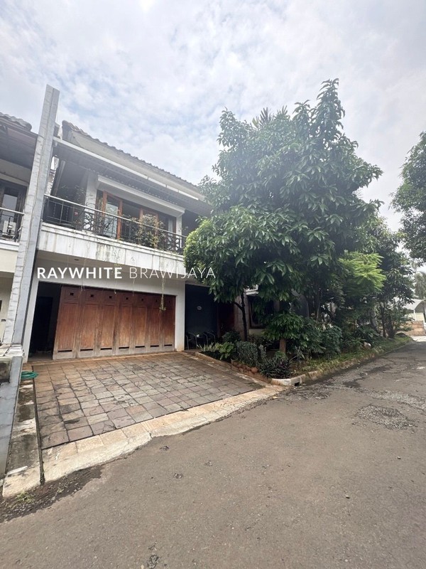 Townhouse Siap Huni Lingkungan Tenang Area Ampera Kemang