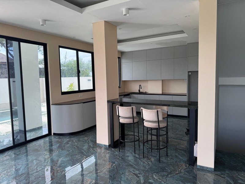 For Sale Luxury Fully-Furnished Villa in Jimbaran, Bali