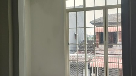 Dijual Rumah Baru 2 lantai di Lebak Indah Regency Surabaya