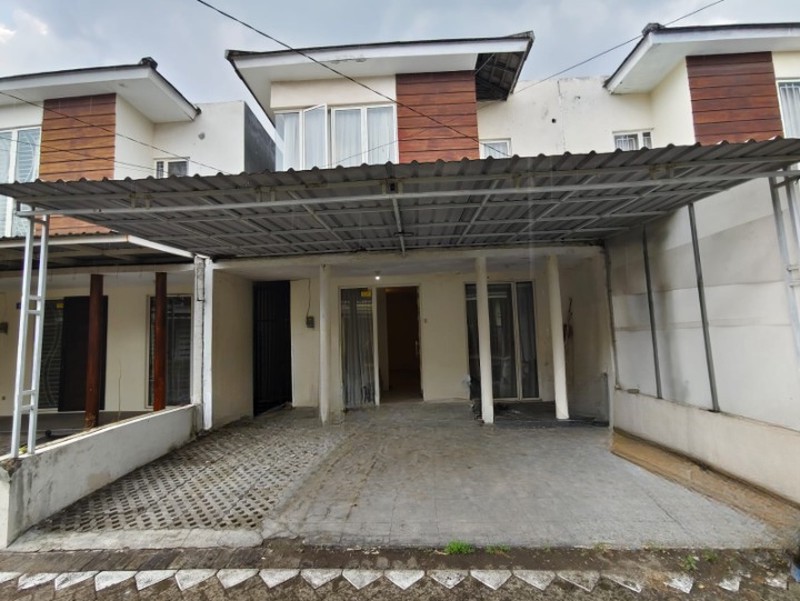 DI JUAL MURAH HARGA DI BAWAH PASAR Perumahan  EVERGREEN De Parc gunung anyar surabaya timur