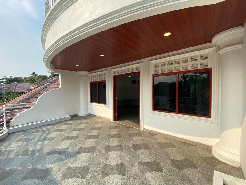 Rumah 3 Lantai Strategis Bebas Banjir Bojong Rawalumbu Kota Bekasi