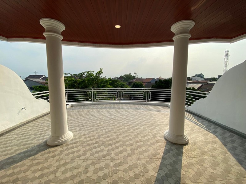 Rumah 3 Lantai Strategis Bebas Banjir Bojong Rawalumbu Kota Bekasi