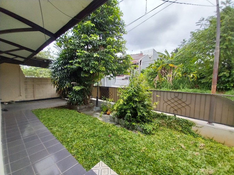 Rumah Luas di Perumahan Cinere - Siap Huni & Lokasi Nyaman