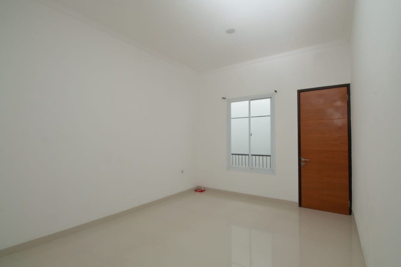 Rumah Cluster Taman Parahyangan Karawaci Tangerang