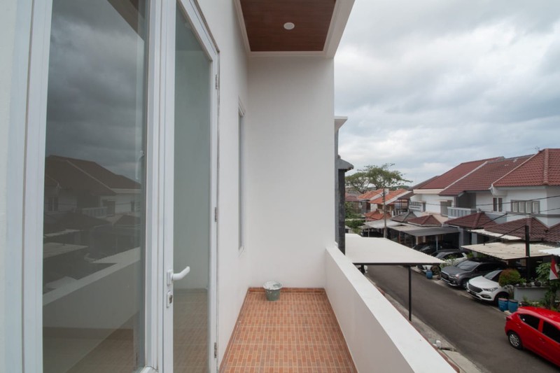 Rumah Cluster Taman Parahyangan Karawaci Tangerang