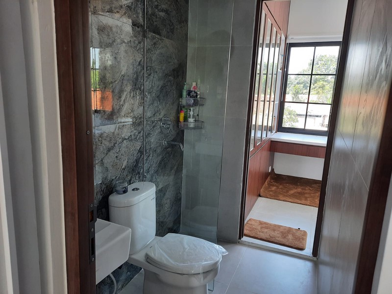 Rumah 2 Lantai - Asri dan Bergaya Modern di Tahomi Ville No. 01 - Cimanggis - Depok