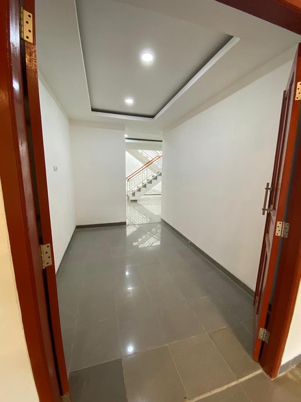 Rumah 3 Lantai Strategis Bebas Banjir Bojong Rawalumbu Kota Bekasi