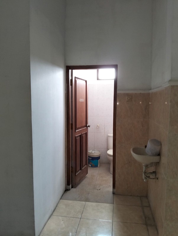 Disewakan Ruko Besar 2 Lantai di Baturetno, Bantul , Cocok untuk Klinik/Kantor