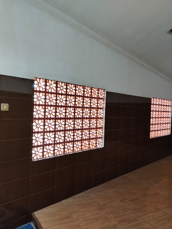 Disewakan Ruko Besar 2 Lantai di Baturetno, Bantul , Cocok untuk Klinik/Kantor