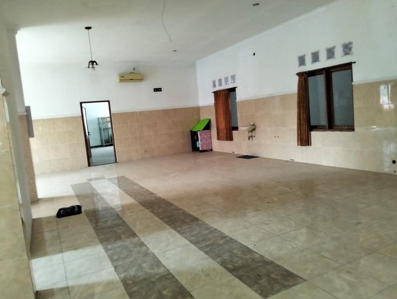 Disewakan Ruko Besar 2 Lantai di Baturetno, Bantul , Cocok untuk Klinik/Kantor