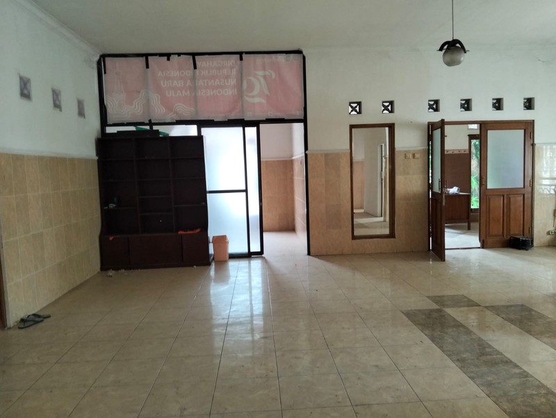 Disewakan Ruko Besar 2 Lantai di Baturetno, Bantul , Cocok untuk Klinik/Kantor