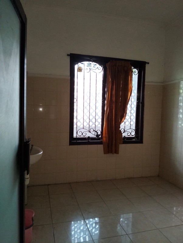 Disewakan Ruko Besar 2 Lantai di Baturetno, Bantul , Cocok untuk Klinik/Kantor