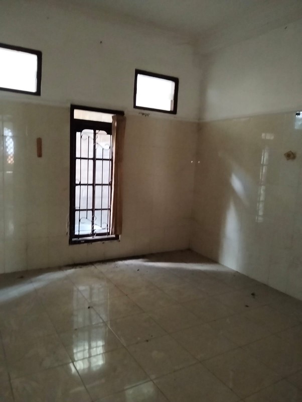 Disewakan Ruko Besar 2 Lantai di Baturetno, Bantul , Cocok untuk Klinik/Kantor