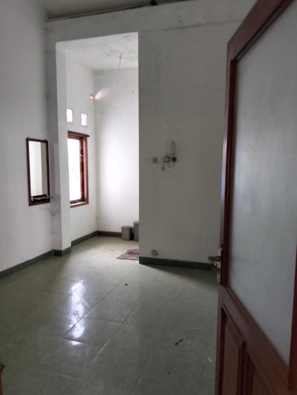 Disewakan Ruko Besar 2 Lantai di Baturetno, Bantul , Cocok untuk Klinik/Kantor