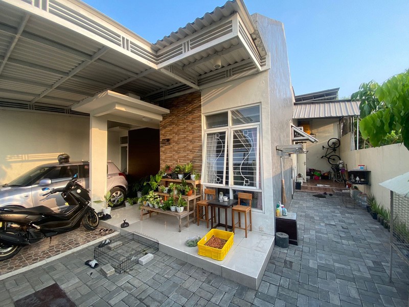 Rumah Sidoarjo Grand Royal Regency Lokasi Sudut Wage