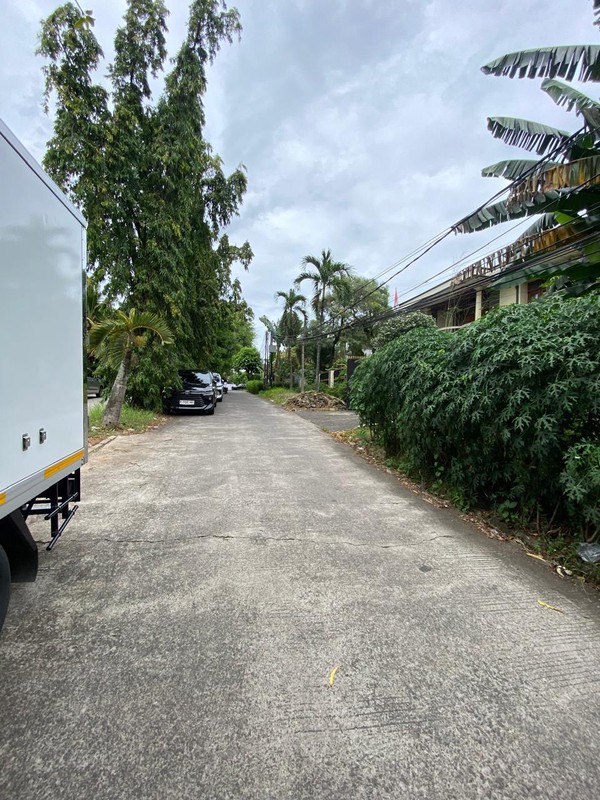 Kavling Tanah Luas di Cinere - Dalam Area Perumahan, Jalan Lebar