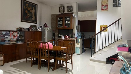 Rumah Kelapa Molek, Kelapa Gading