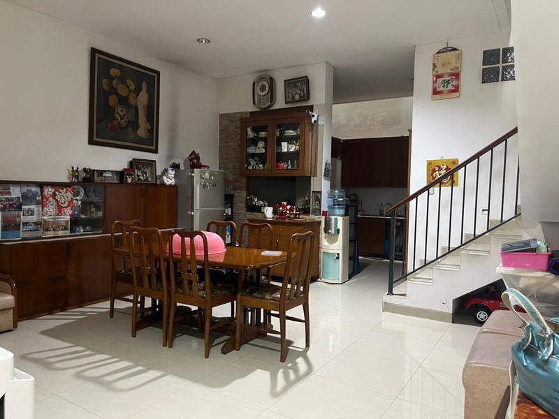 Rumah Kelapa Molek, Kelapa Gading