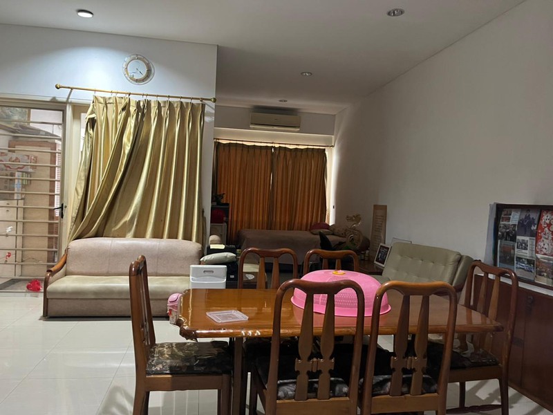 Rumah Kelapa Molek, Kelapa Gading