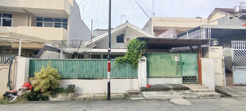 Rumah 1 lantai jalan besar di Pemandangan, Gunung Sahari