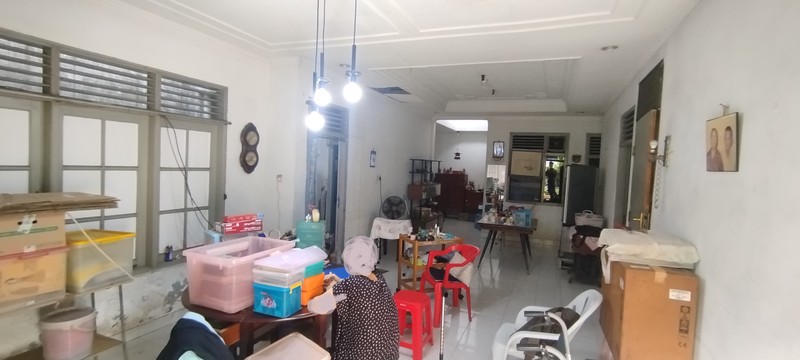 Rumah 1 lantai jalan besar di Pemandangan, Gunung Sahari
