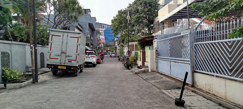 Rumah 1 lantai jalan besar di Pemandangan, Gunung Sahari