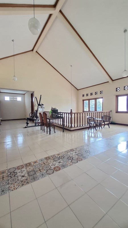 Rumah Luas Tanah 375 m2 di Jagakarsa - Lokasi Strategis