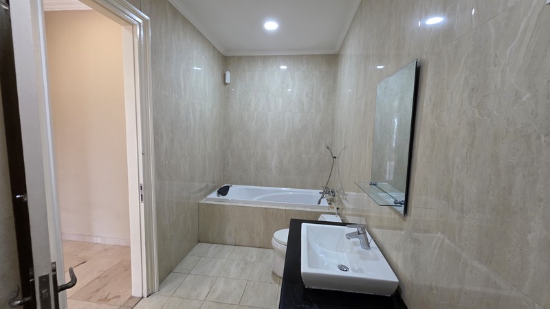 Dijual Rumah Gaya Eropa di cluster Bellano, Gading Serpong