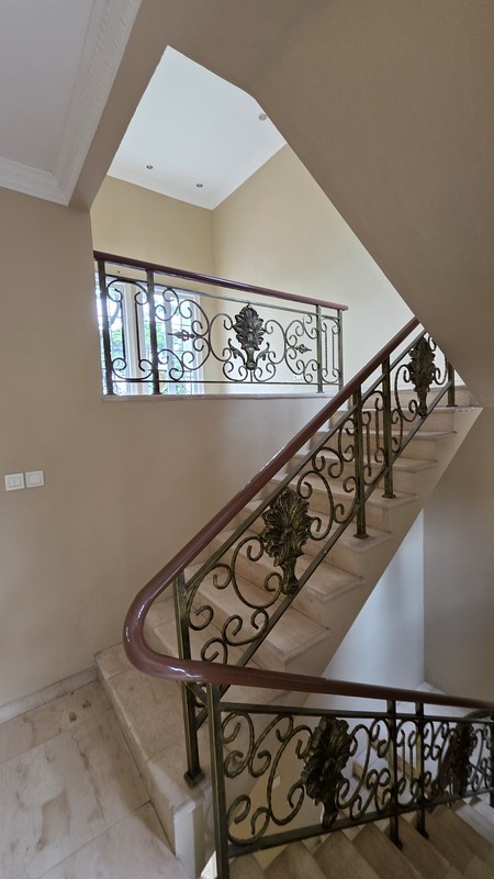 Dijual Rumah Gaya Eropa di cluster Bellano, Gading Serpong