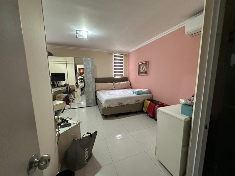 Dijual Cepat Apartemen Rasuna Tower 1 Luas 94m2, lokasi strategis di kawasan Kuningan - Rasuna Said, pusat bisnis dan gaya hidup Jakarta.