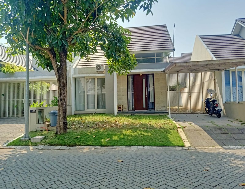  Rumah Berlahan Luas di Citra Grand Mutiara, Sleman.