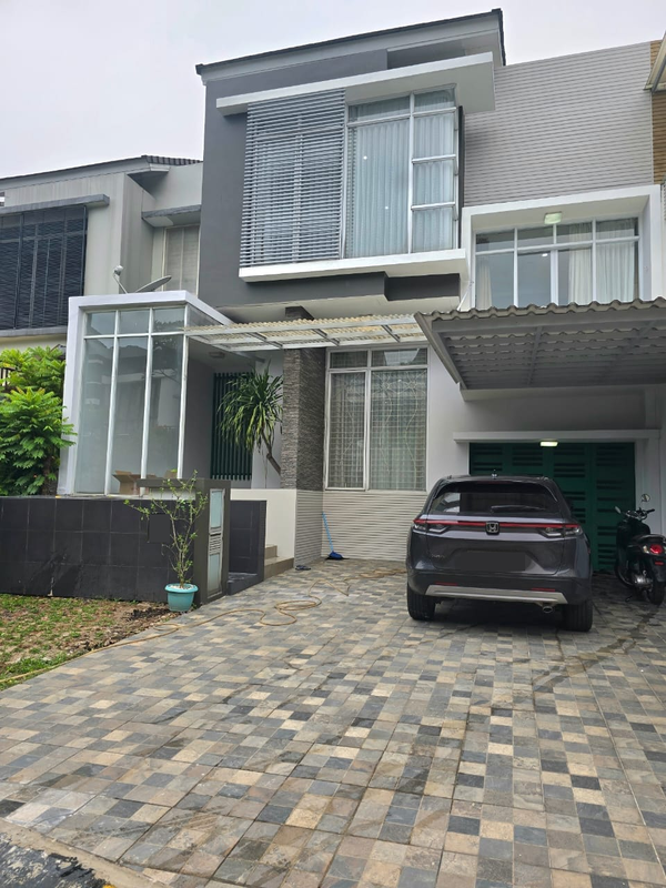 Rumah Modern Split Level Kebayoran Terrace Bintaro Sektor 7 Tangerang Selatan