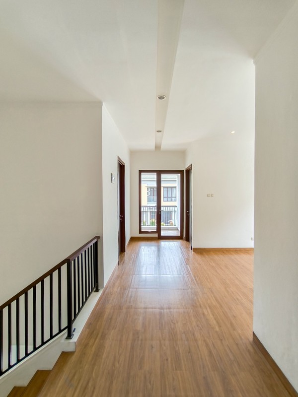 Rumah Bagus,dalam cluster di Bintaro Jjaya 9