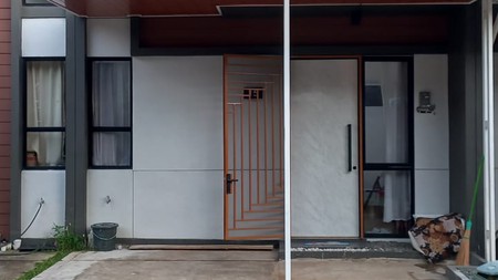 Dijual murah rumah modern di Cendana Peak Lippo Karawaci Tangerang