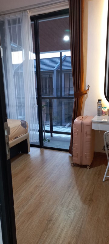 Dijual murah rumah modern di Cendana Peak Lippo Karawaci Tangerang