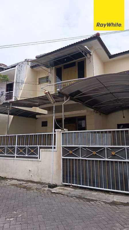 Disewakan Rumah di Lebak Indah Mas Surabaya